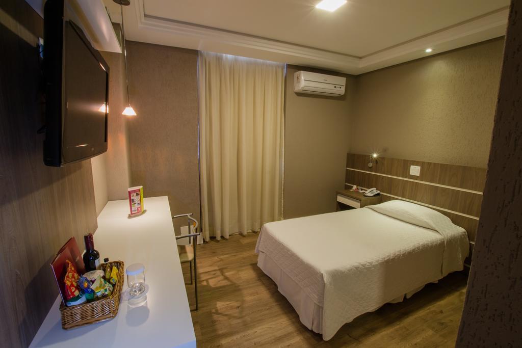 Hotel Sj Royal - San Juan Curitiba